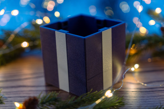 LĂ„sbar gaveboks â 3D-printet i lilla PLA med glitter