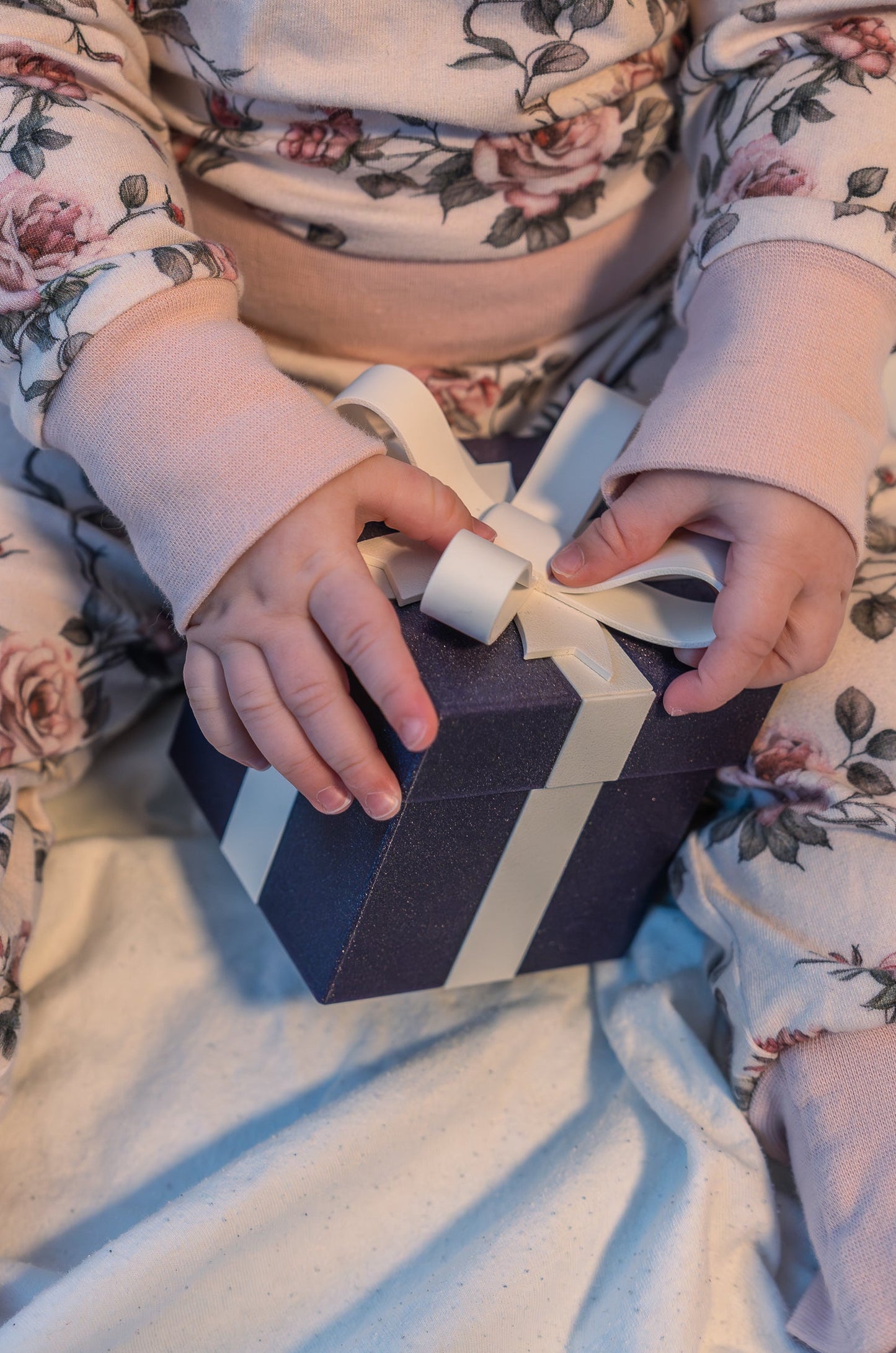 Låsbar gaveboks – 3D-printet i lilla PLA med glitter